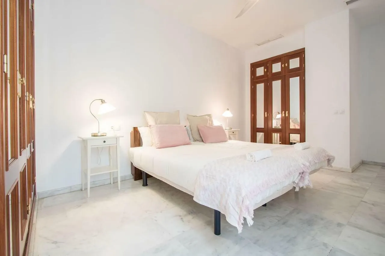 Redes Sevilla Central Apartment